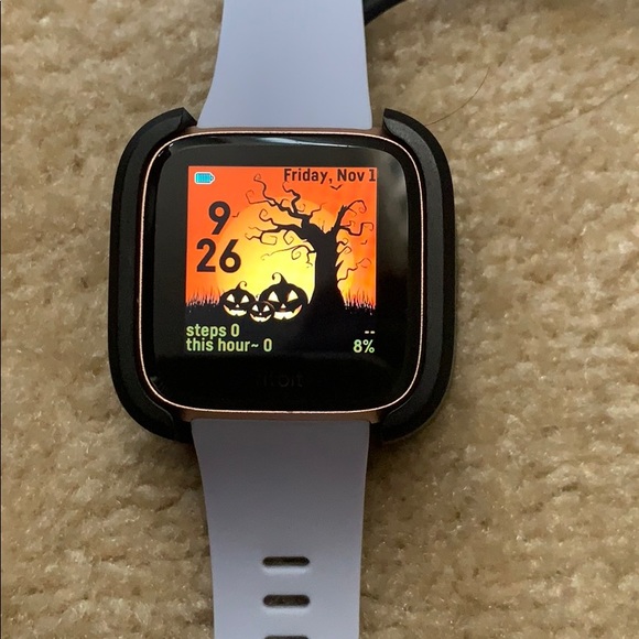 Fitbit Versa - Picture 11 of 12